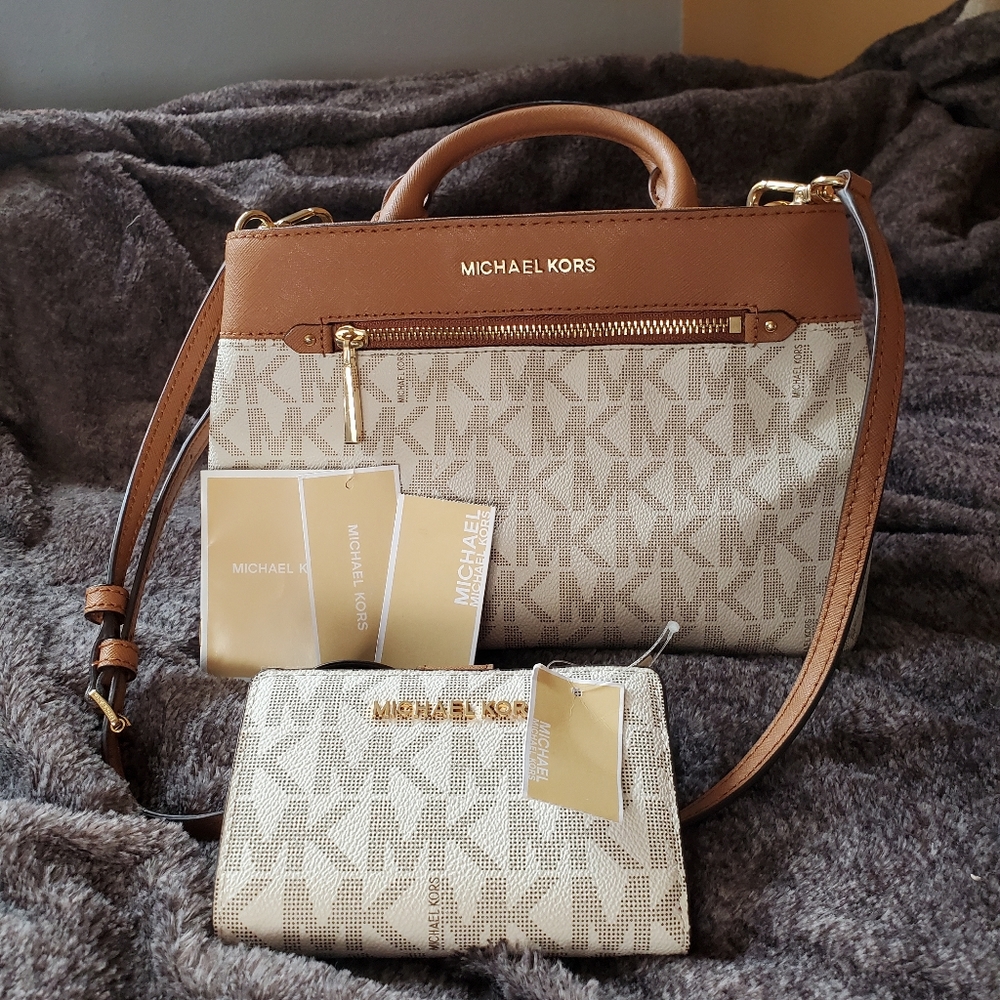Michael kors hailee satchel xs with wallet